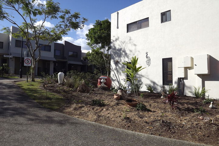 Property Grounds 24 of 31