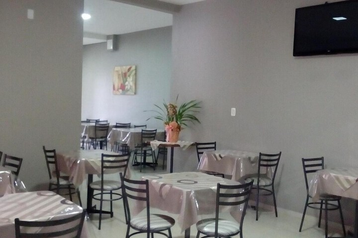 Dining 29 of 43