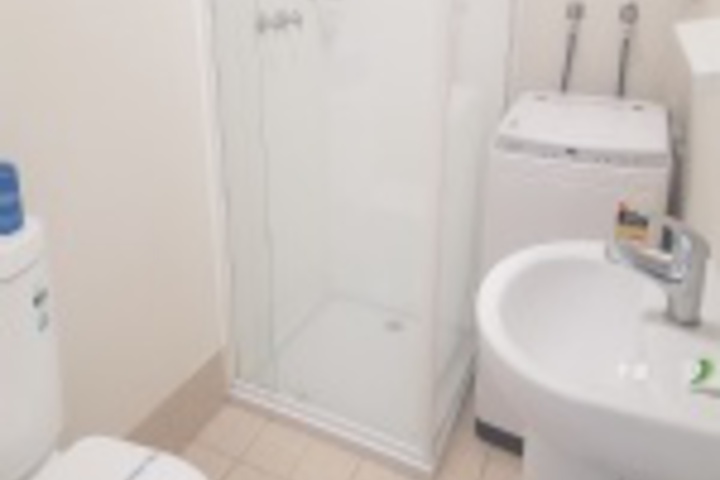 Room 553 of 792