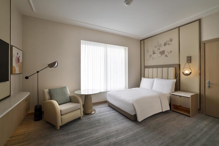 Room 40 of 231