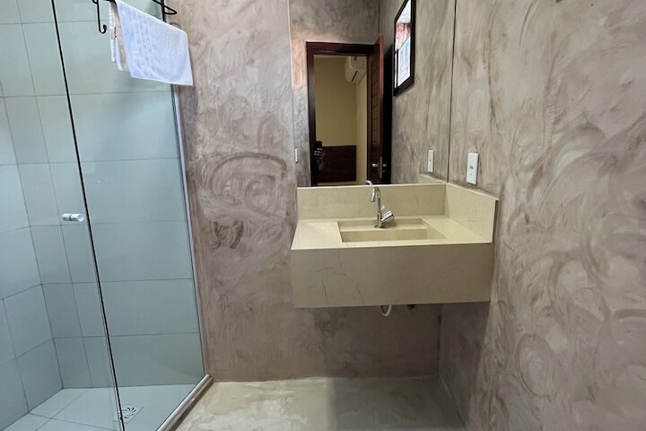Room 20 of 61