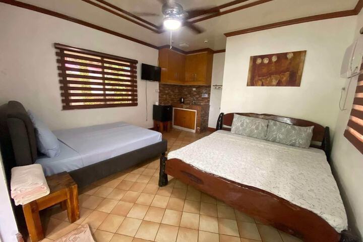 Room 14 of 96