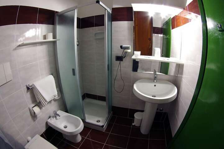 Room 29 of 59