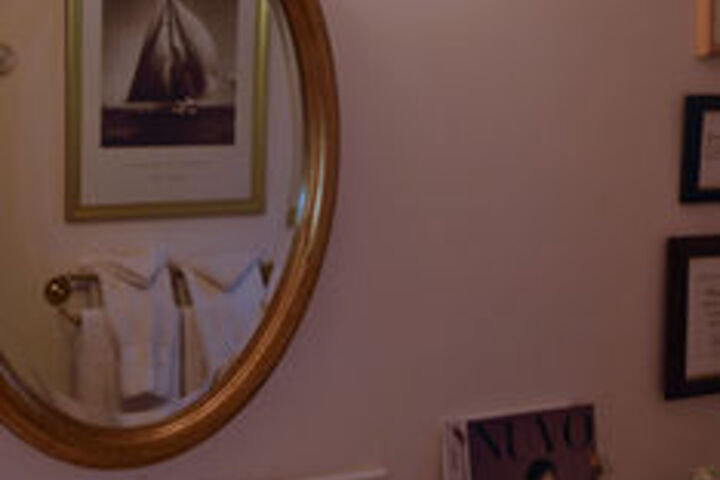 Room 11 of 21