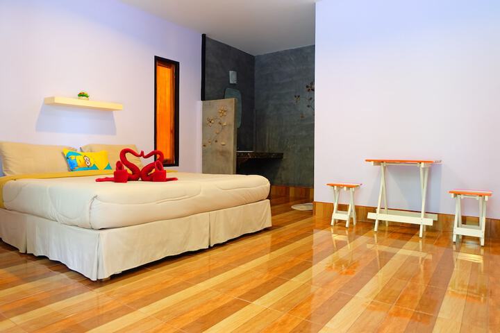 Room 15 of 25