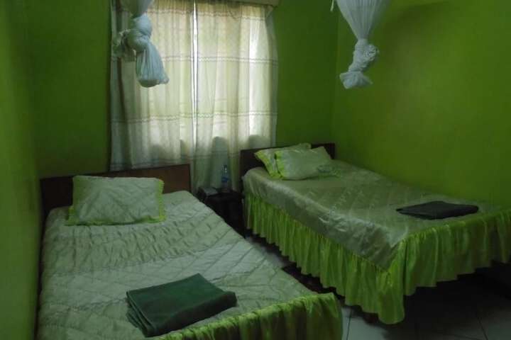 Room 7 of 24