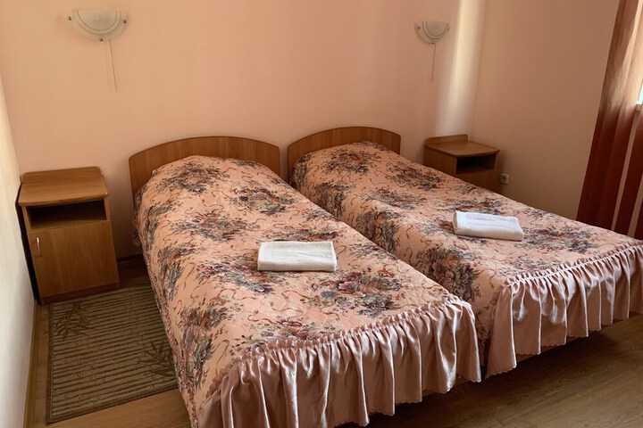 Room 14 of 36