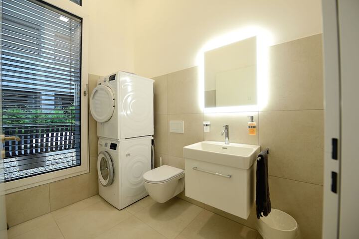 Room 14 of 25