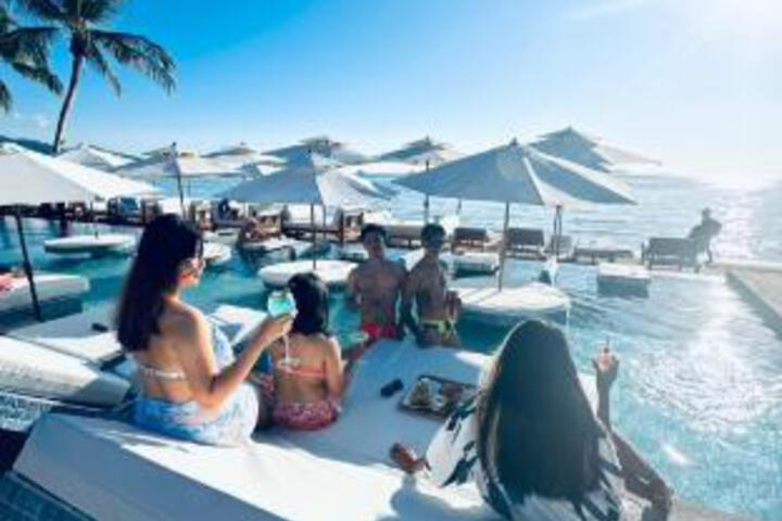 Miracle BeachClub With free Luxury Sunbeds & credit