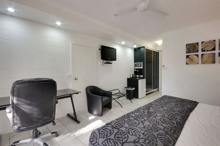Room 9 of 44