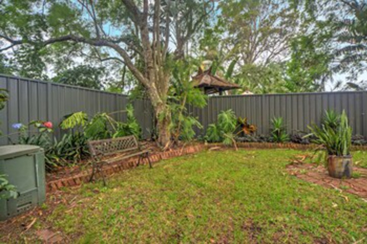 Hotel Exterior 34 of 80