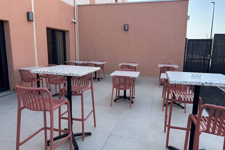 Terrace/Patio 9 of 29