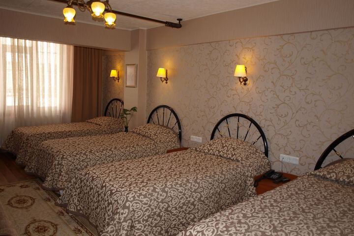 Room 9 of 52