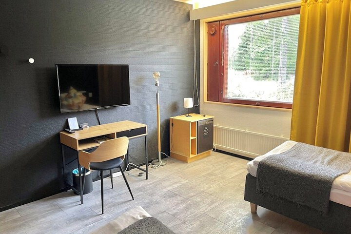 Room 25 of 57