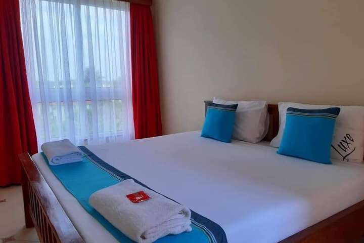 Room 27 of 190