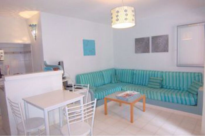 Room 14 of 22