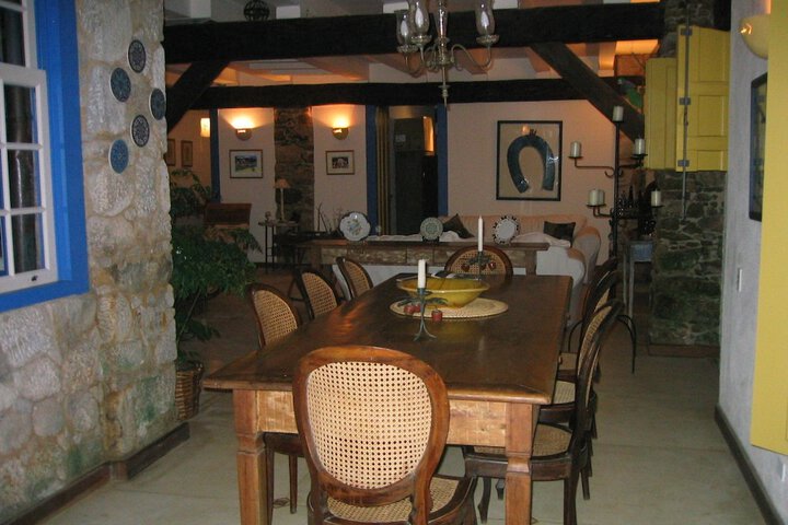 Dining 4 of 4