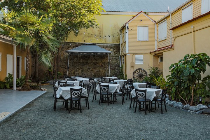 Hotel Exterior 143 of 171