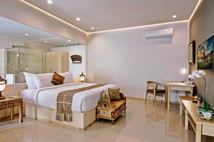 Room 12 of 98