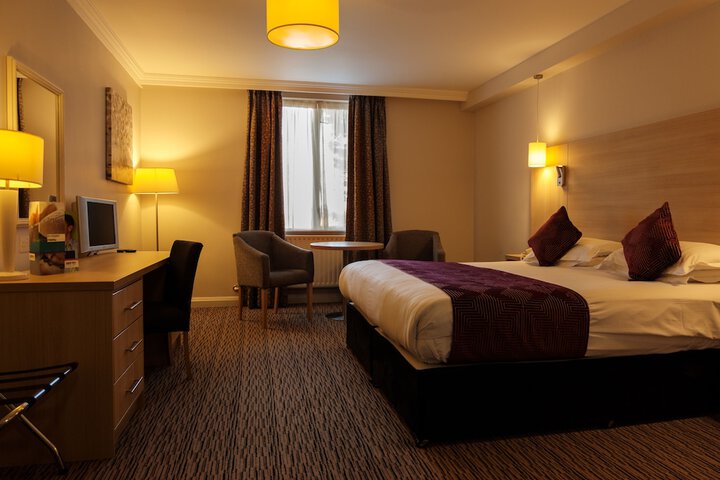 Room 15 of 61