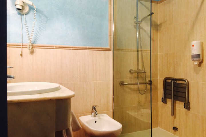 Bath Interior