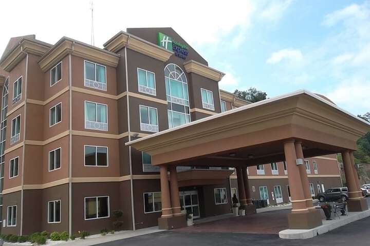 Hotel 43 of 49