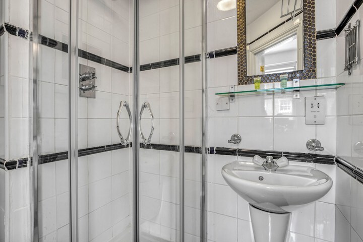 Bath Interior