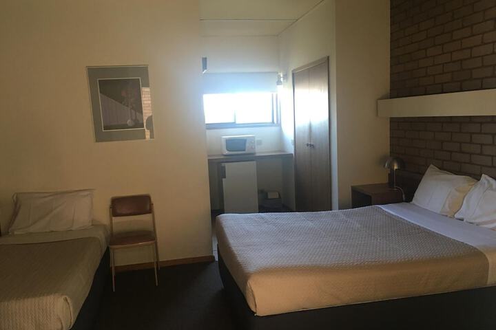 Room 17 of 32