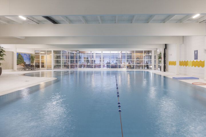 Pool 45 of 69