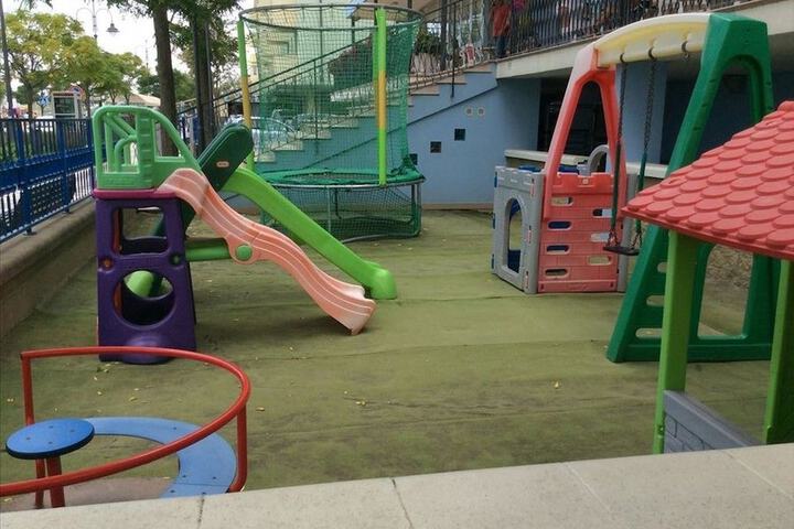 Childrens Activities 21 of 32