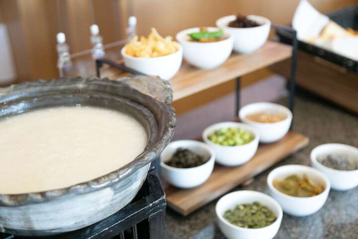 Breakfast buffet