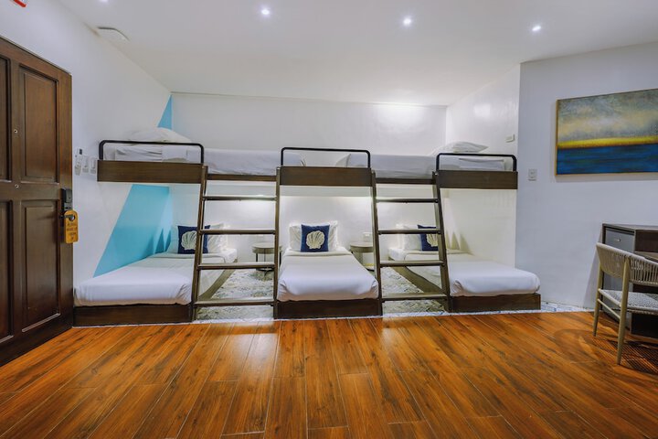 Room 47 of 65