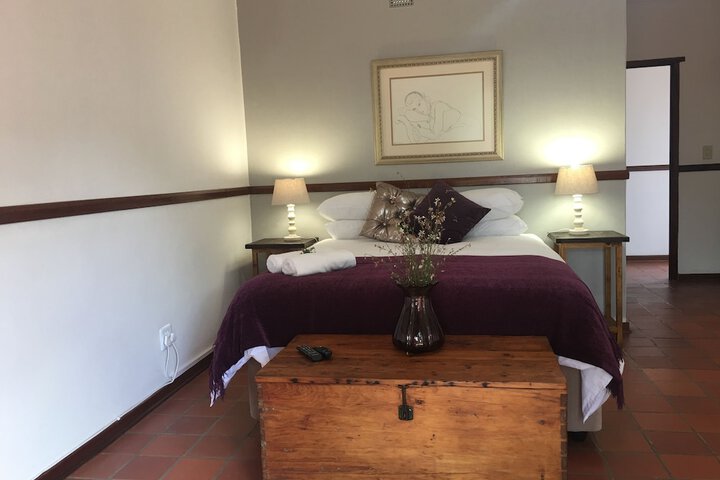 Room 8 of 37