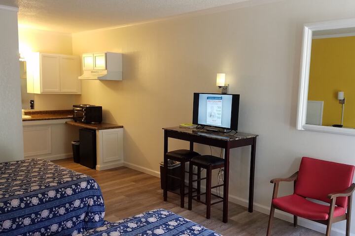 Deluxe Room 2 Double Beds Kitchenette Ground Floor (9 of 24)