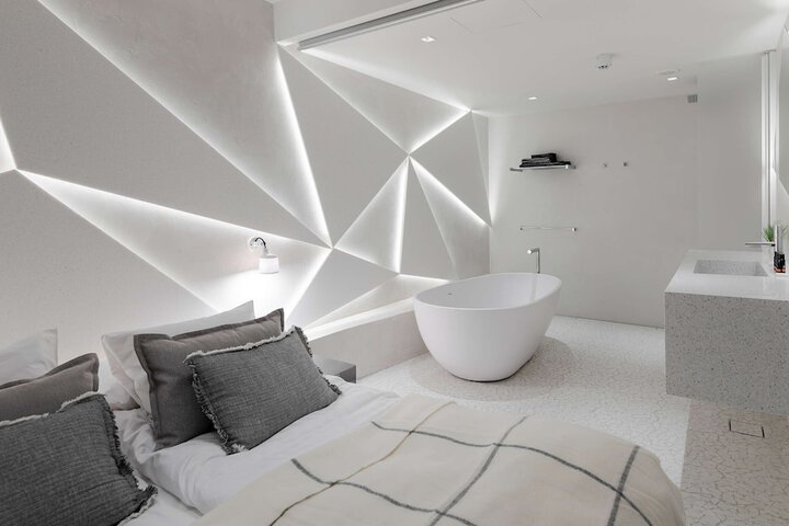 Room 21 of 122