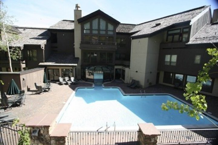 Image of Northwoods Hotel