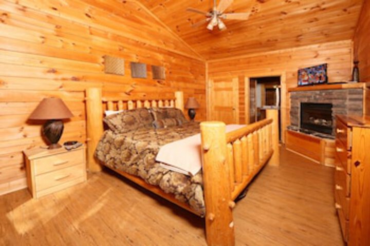 Room 7 of 129