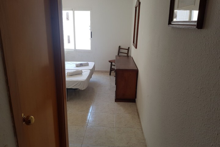 Room 6 of 49