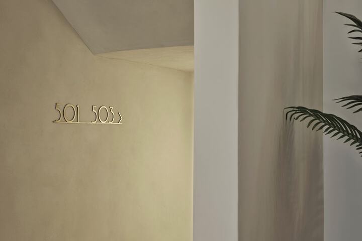 Ballroom/Hall 45 of 57