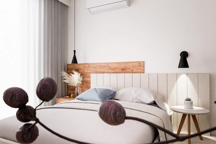 Room 8 of 22