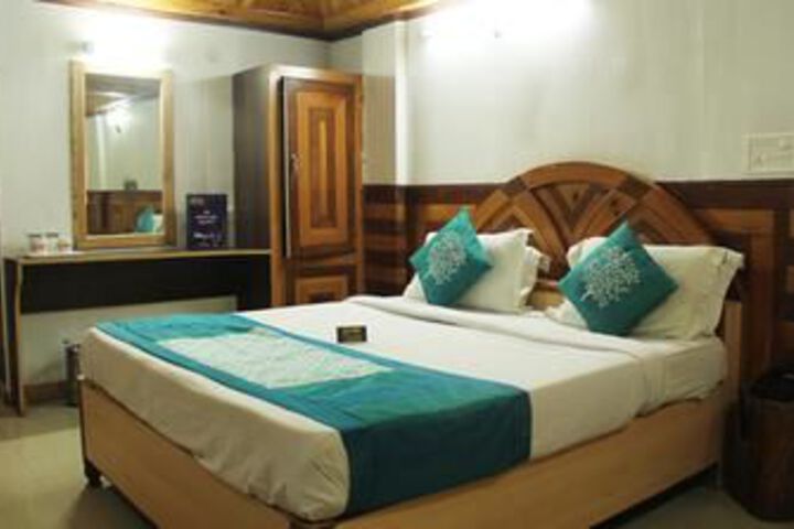 Room 5 of 14