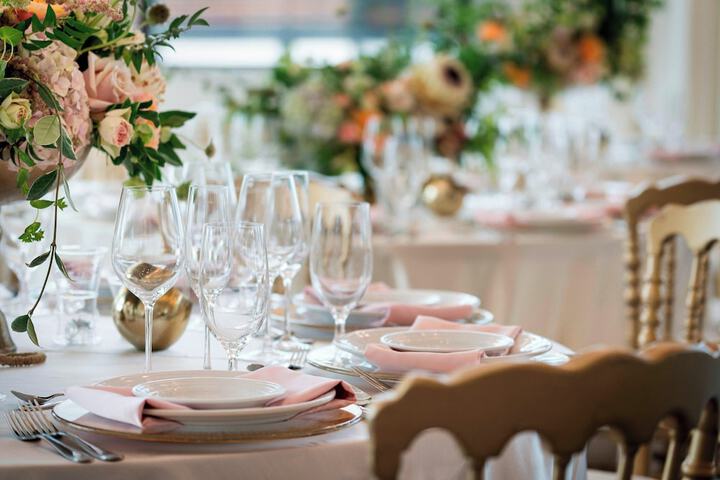 Banquet hall