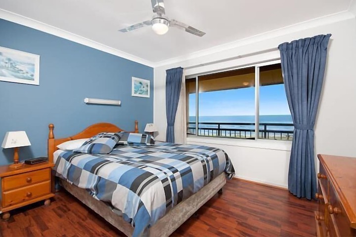 Room 42 of 113
