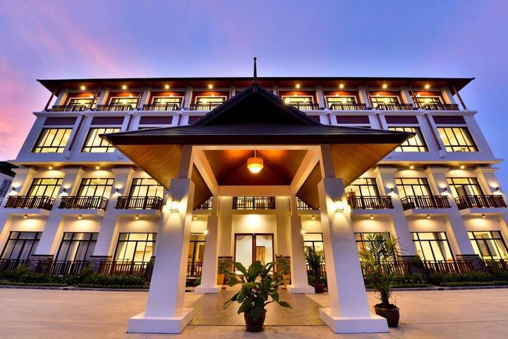 Hotel 66 of 72