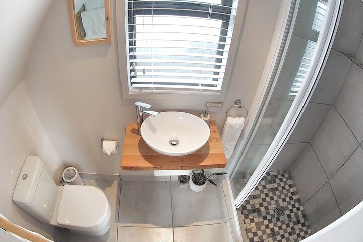 Clean Restrooms