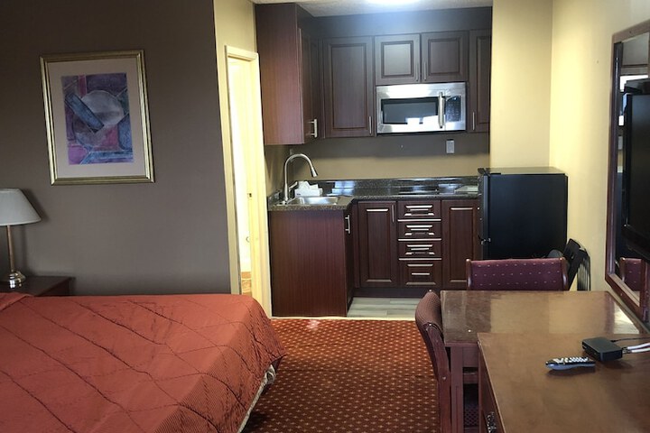 Room 25 of 95
