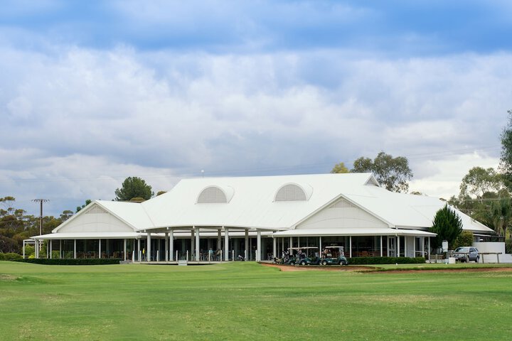 Golf 27 of 47
