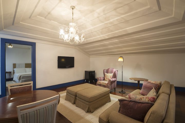 Room 40 of 96