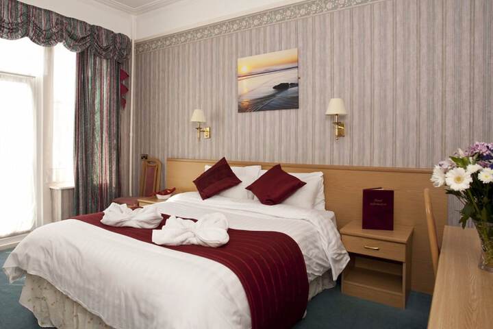 Room 19 of 44