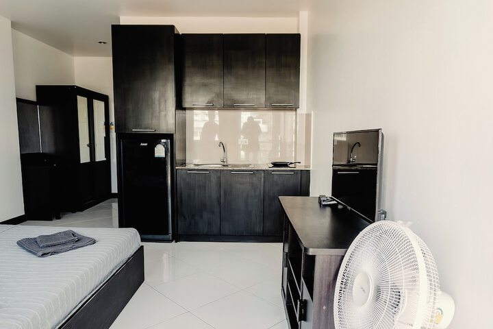 Room 13 of 74